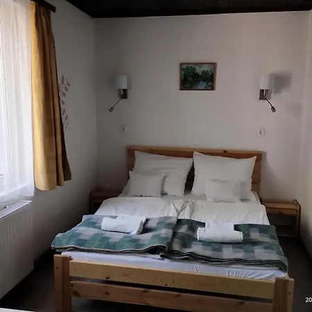 Parti Setany Vendeghaz Πανσιόν