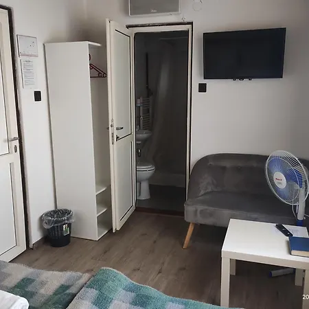 Parti Setany Vendeghaz Penzion Balatonkenese