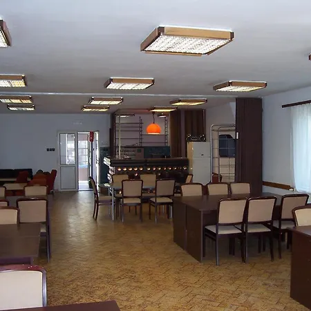 Parti Setany Vendeghaz Πανσιόν Balatonkenese