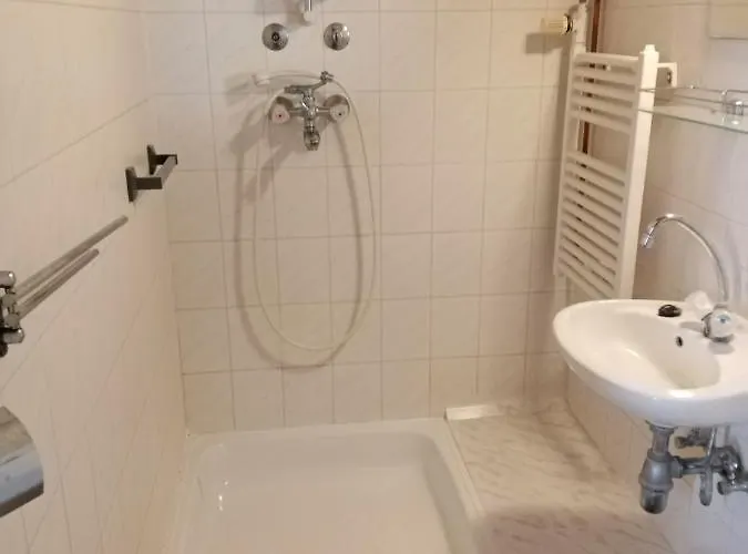 Parti Setany Vendeghaz Pensionat Balatonkenese